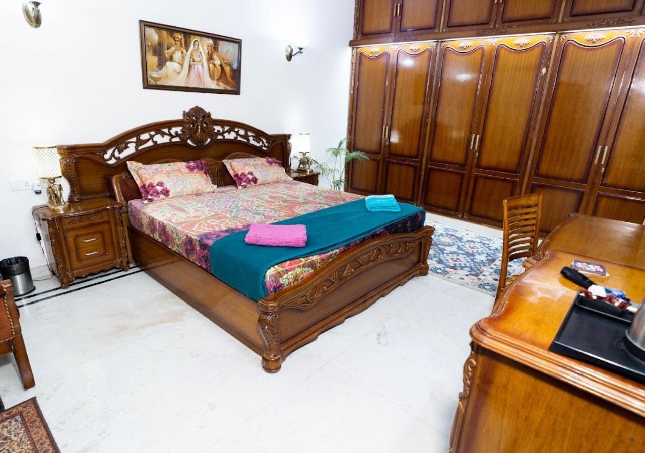 Ritz Mansion Varanasi